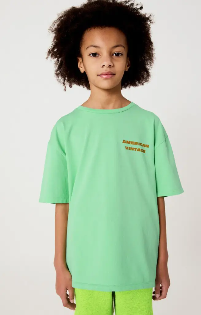 KFIZ02AIE26-AMANVIN-MODEL-1-large.webp