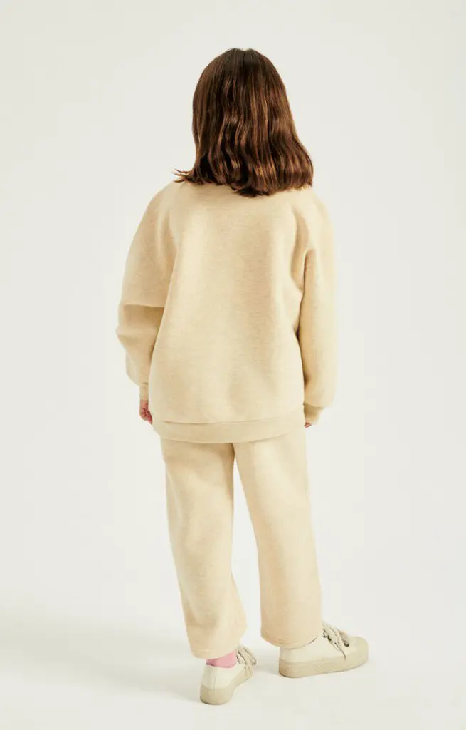 KBAP03BH25-ILFLSU-MODEL-2-large.webp
