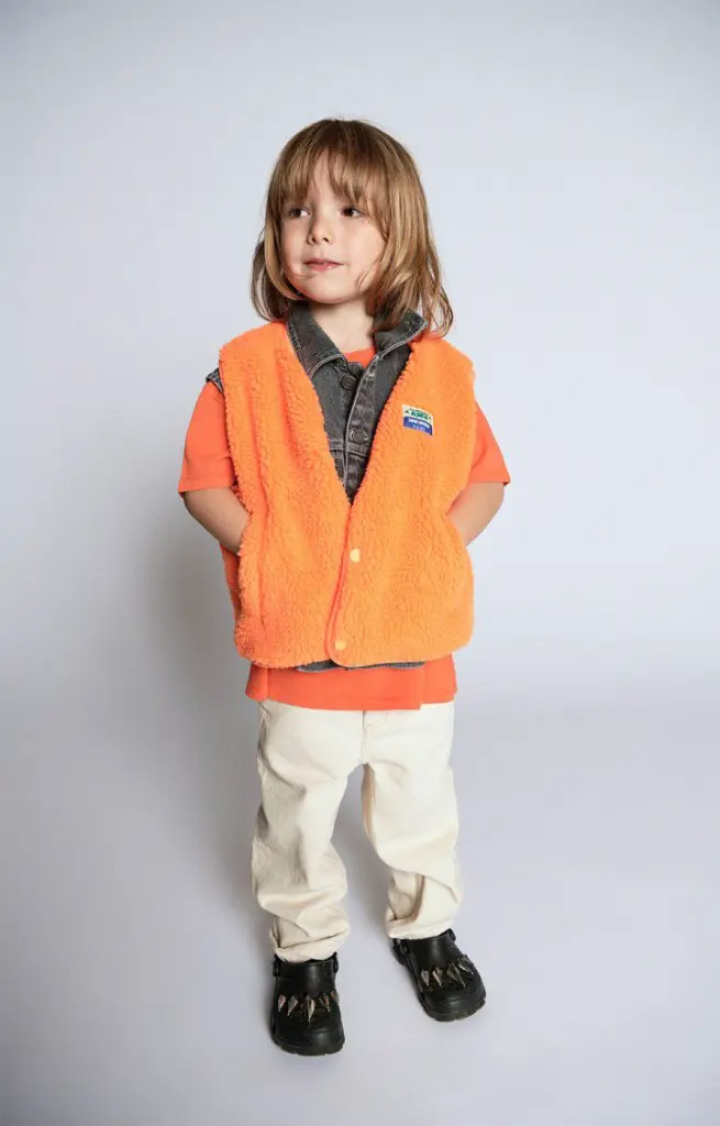 KHOK16EE26-NEFLU-MODEL-2-large.webp
