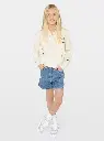 KGCA00032_CREME_SHOOTING_69427158242e2.webp