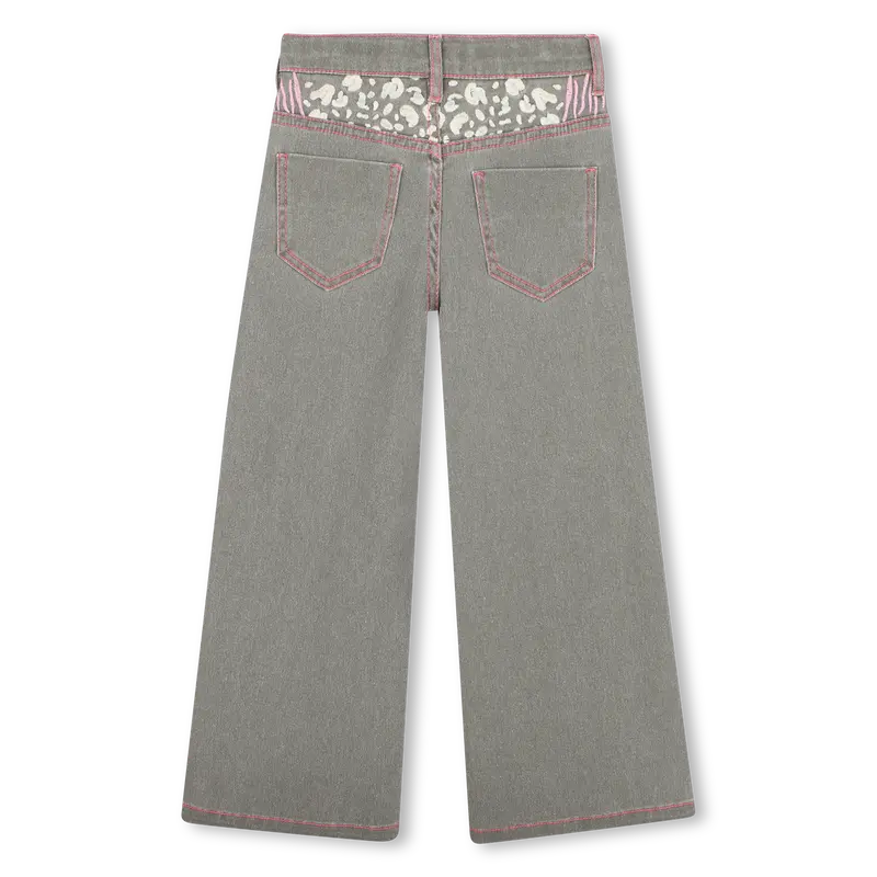 U22415_64K_002.webp