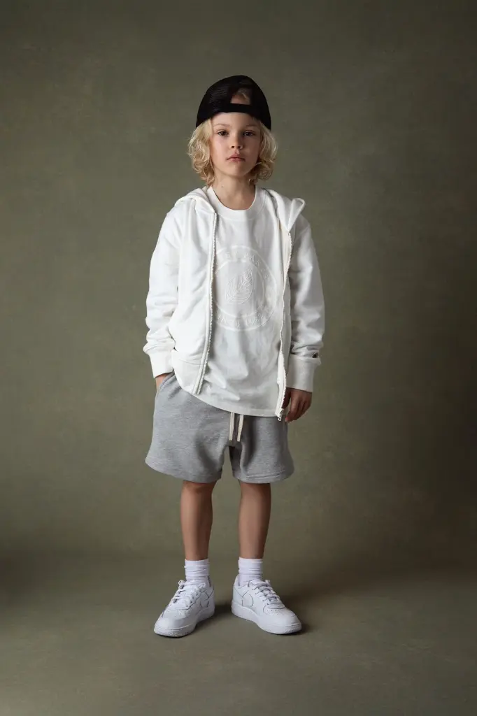 K-ICONIC-SHORT-GREY-MARL_F.webp