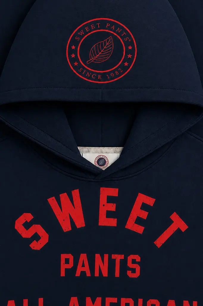 AMERICAN_HOOD_NIGHT_C-V2_76a31acd-d3f3-44a7-93d9-a7b9e53d6f06.webp