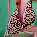 petit-sac-banane-hello-hossy-leopard (2).webp
