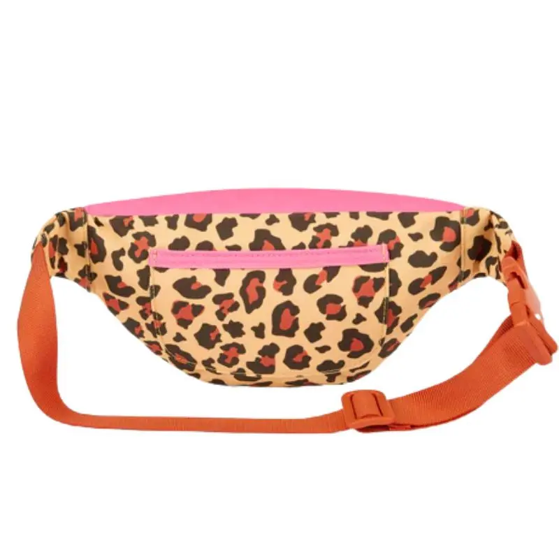 petit-sac-banane-hello-hossy-leopard (1).webp