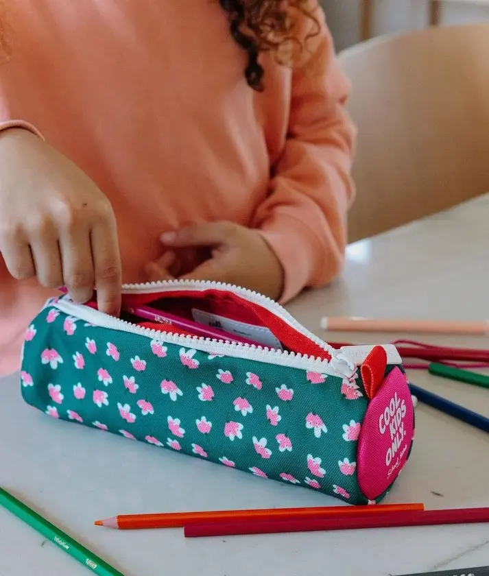 trousse-scolaire-simple-compartiment-garden-joy-enfants-8da2f57b.webp