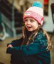 bonnet-enfants-bebes-avec-pompon-cool-kids-only-creme-rose-hello-hossy.webp